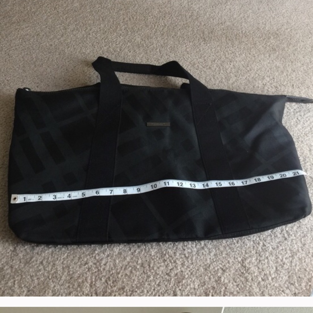 Burberry duffle bag